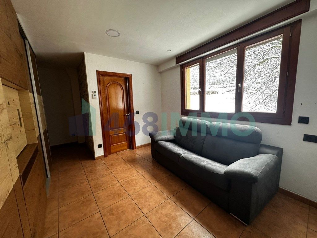 Study for sale in Carrer dels Ajustants, 2-10, Els Cortals