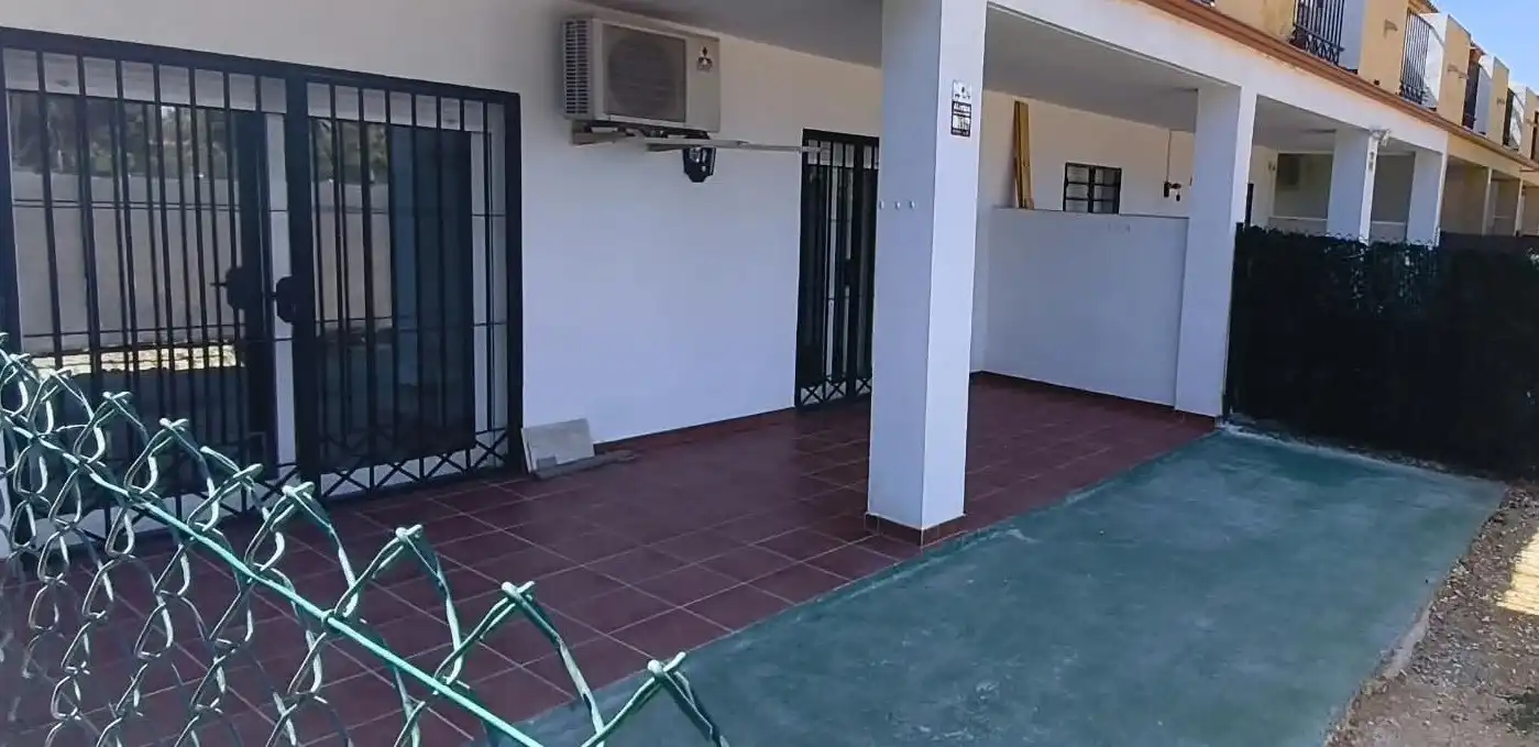 Pis amb jardí en venda a Calle Virgen De Triana, imagen 2