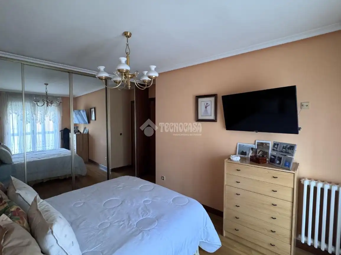 Schlafzimmer von Gebäude zum Verkauf in Villaquilambre