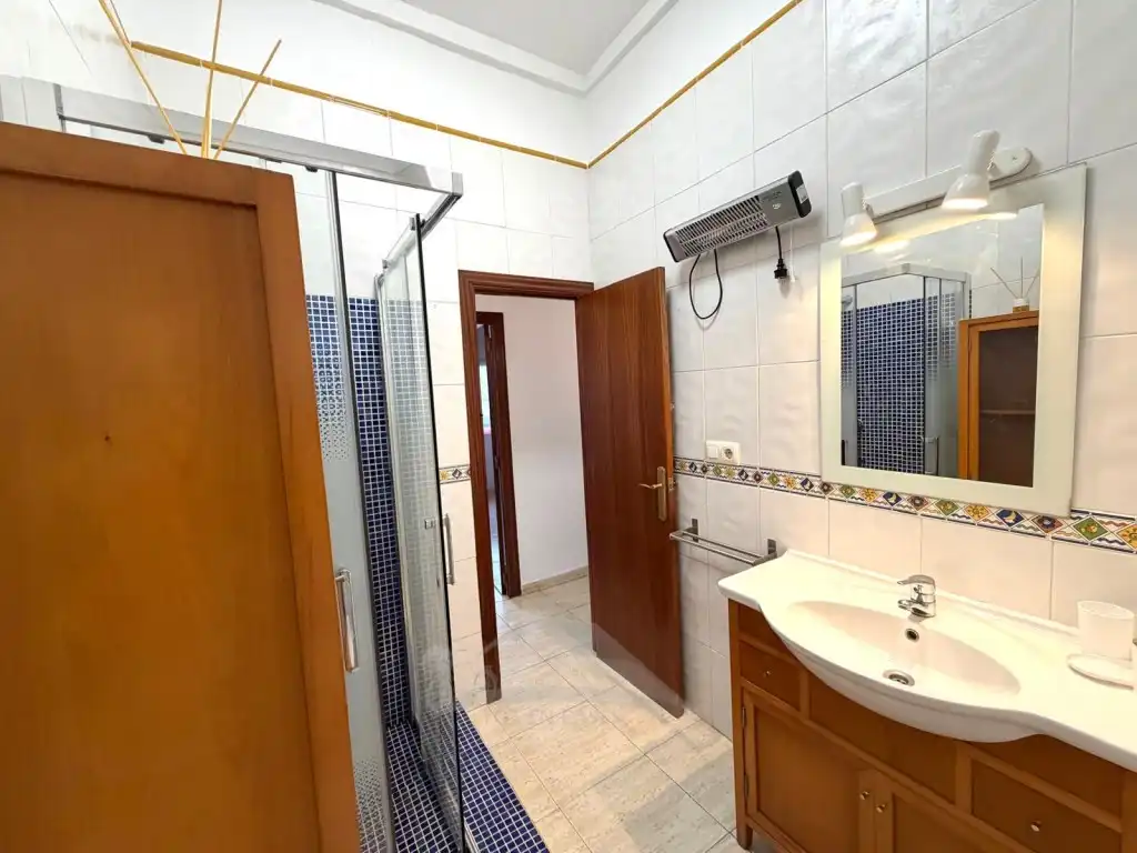 Badezimmer von Wohnungen zum Verkauf in L'Ametlla de Mar 