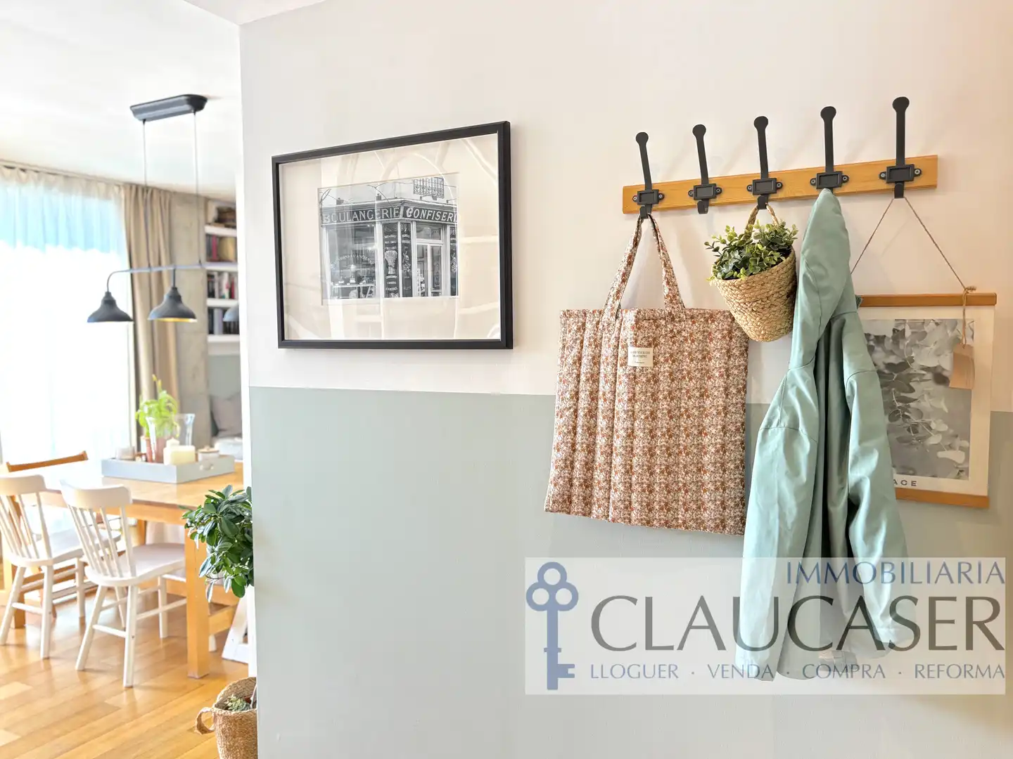 Wohnung zum Verkauf in Sabadell mit Heizung, Privatgarten und Terrasse