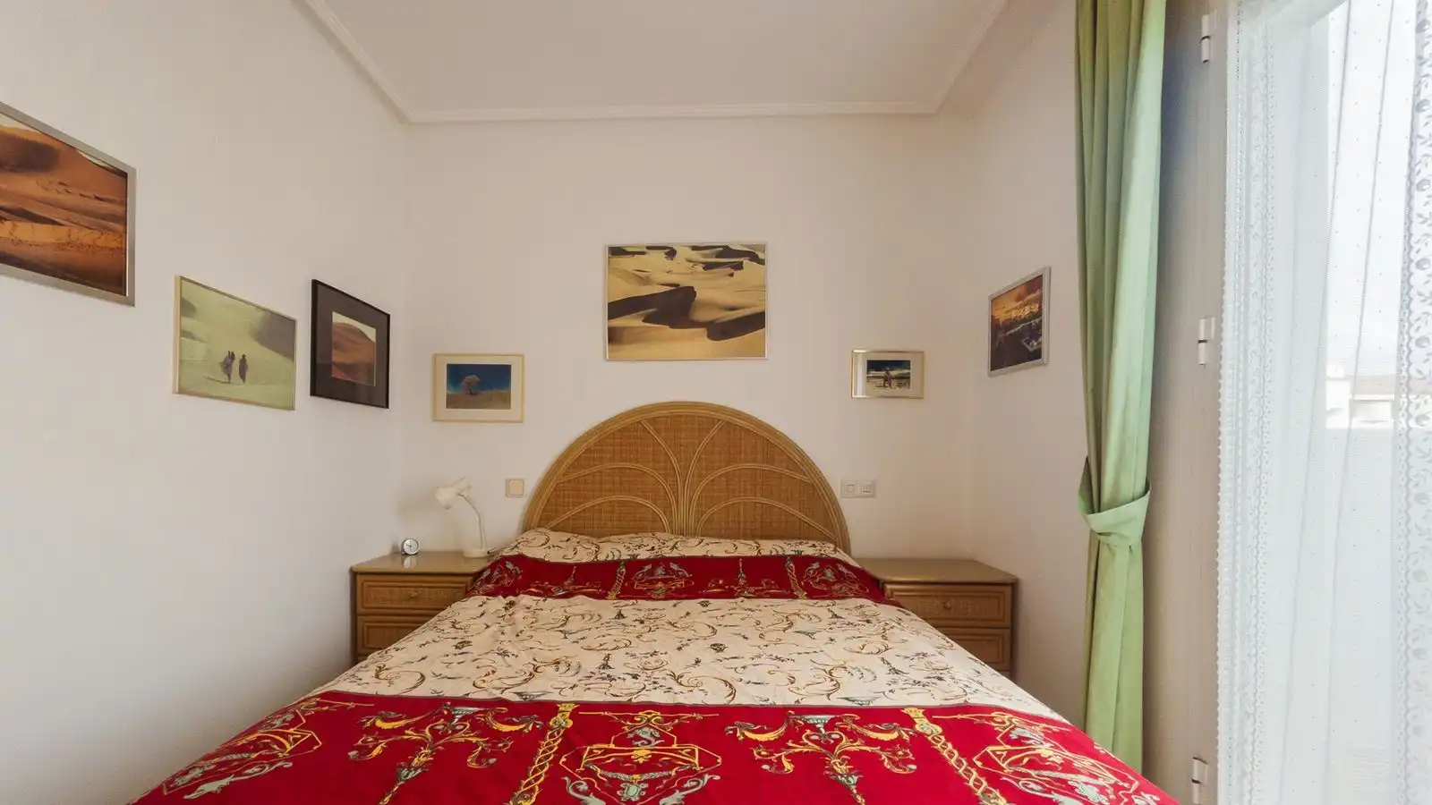 Habitación de Ático en venta en Estepona con Aire acondicionado, Terraza y Amueblado