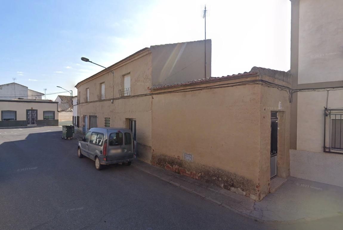 Exterior view of House or chalet for sale in Torralba de Calatrava  with Heating, Terrace and Storage room