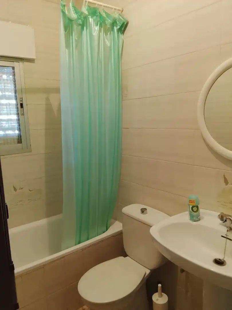 Baño de Casa o chalet en venta en Solera de Gabaldón con Terraza, Amueblado y Balcón