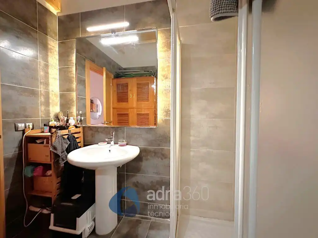 Badezimmer von Wohnungen zum Verkauf in  Logroño mit Heizung