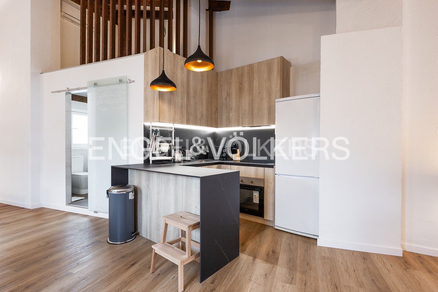 Cocina de Apartamento de alquiler en  Valencia Capital con Calefacción y Amueblado