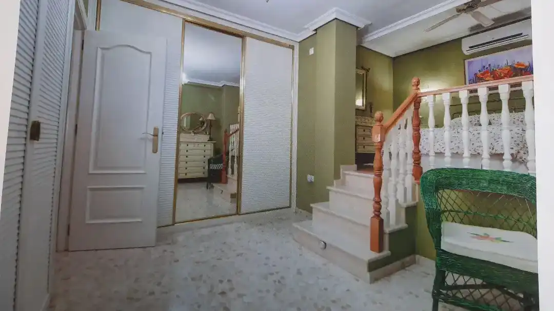 Casa adosada en venta en Lucena con Aire acondicionado, Calefacción y Jardín privado