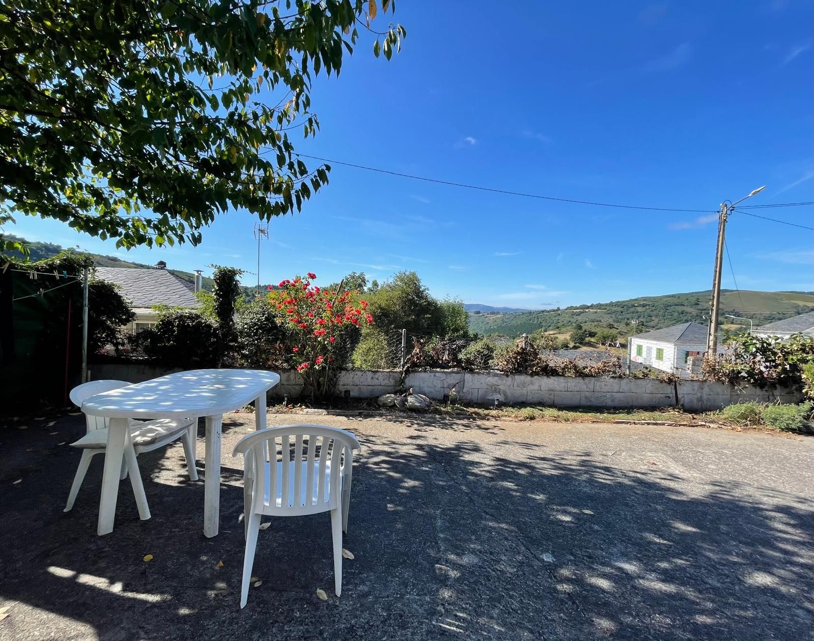 Vista exterior de Finca rústica en venda en Cervantes amb Terrassa, Traster i Moblat
