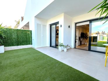 Erdgeschosswohnung mit Pool zum Verkauf in Avenida Príncipe de Asturias