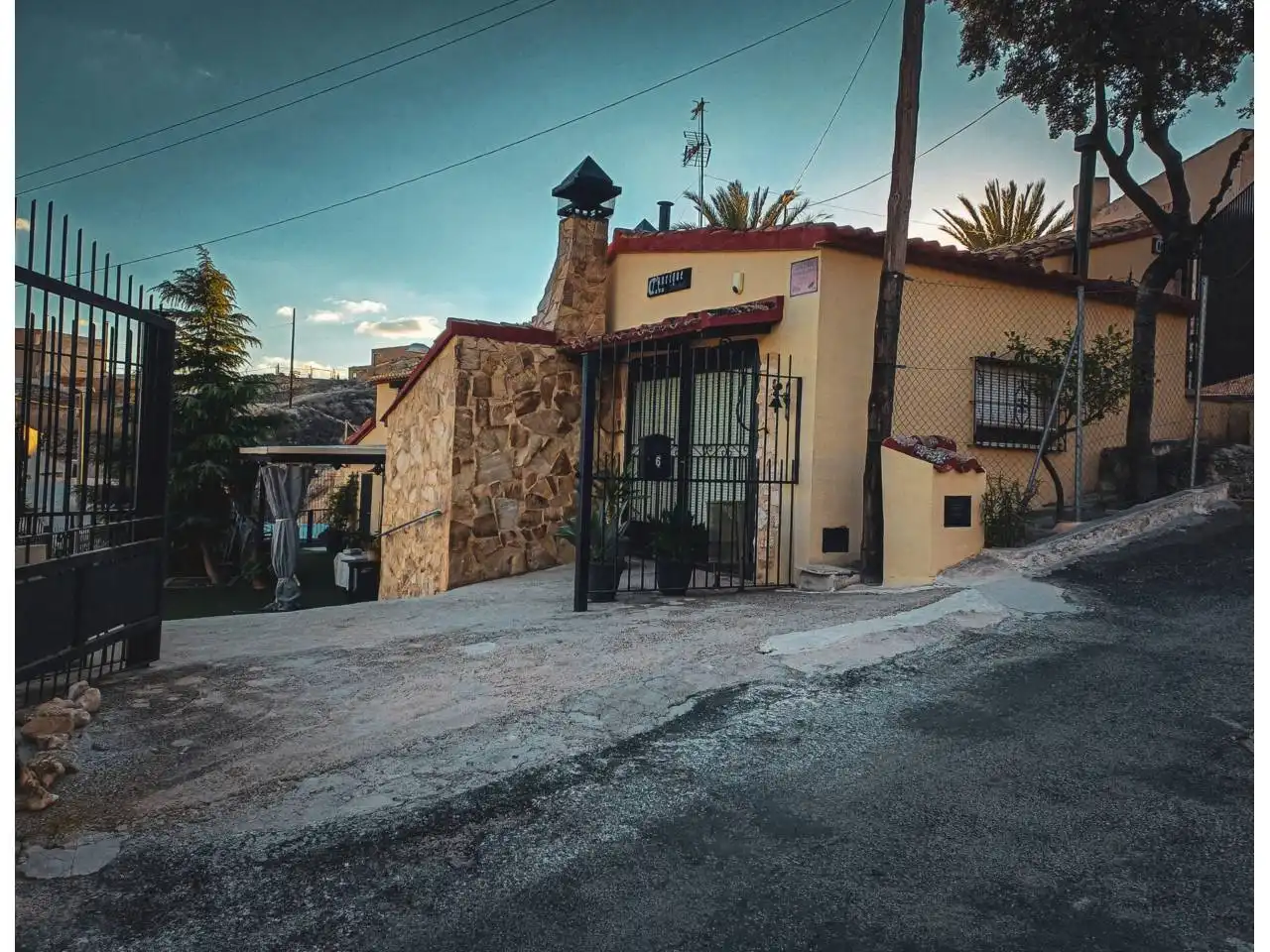Exterior view of Houses for sale in Fortuna  with Air Conditioner, Heating and Terrace