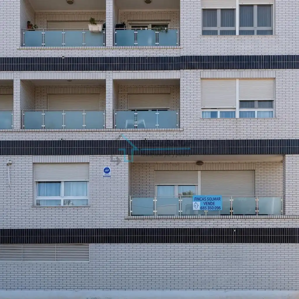 Vista exterior de Apartament en venda en Castellón de la Plana / Castelló de la Plana amb Terrassa