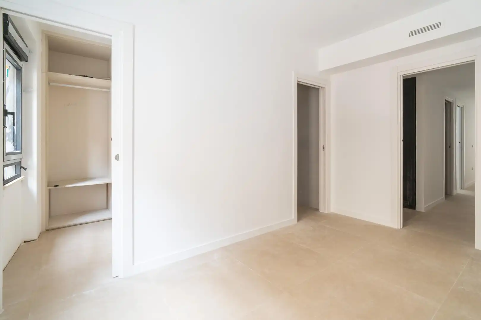Schlafzimmer von Erdgeschoss zum Verkauf in Paiporta mit Klimaanlage und Terrasse