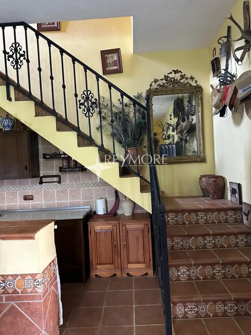 Finca rústica en venta en La Puebla de los Infantes con Aire acondicionado, Calefacción y Jardín privado