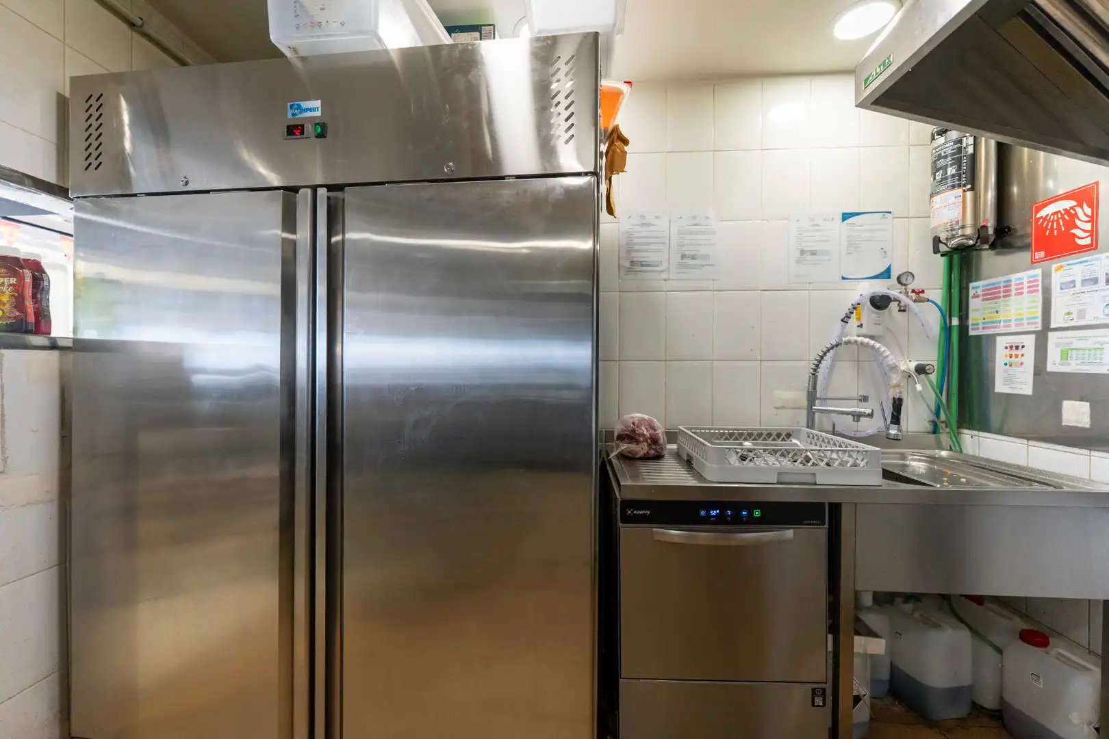 Cocina de Local en traspaso en Santa Cruz de Tenerife con Terraza y Amueblado