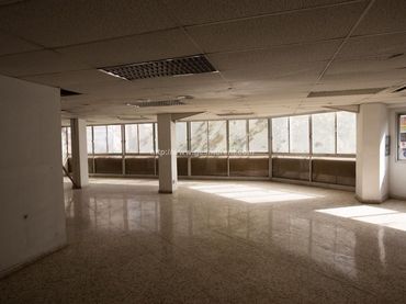 Oficina amb ascensor de lloguer a Nord