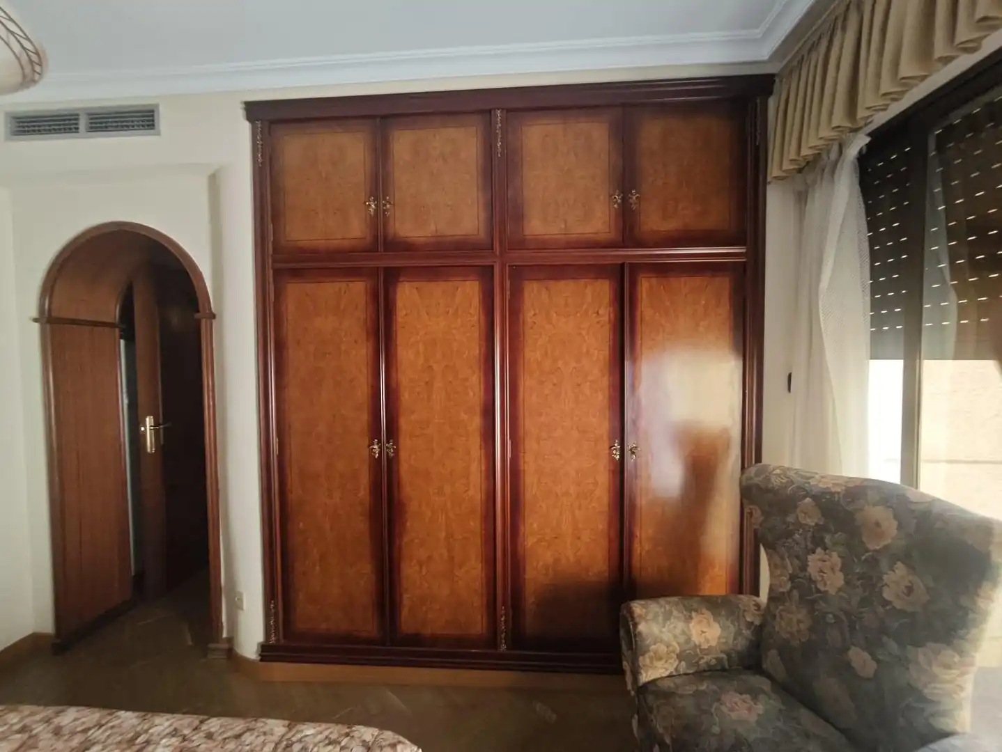 Dormitori de Pis en venda en Elda amb Aire condicionat, Parquet i Moblat