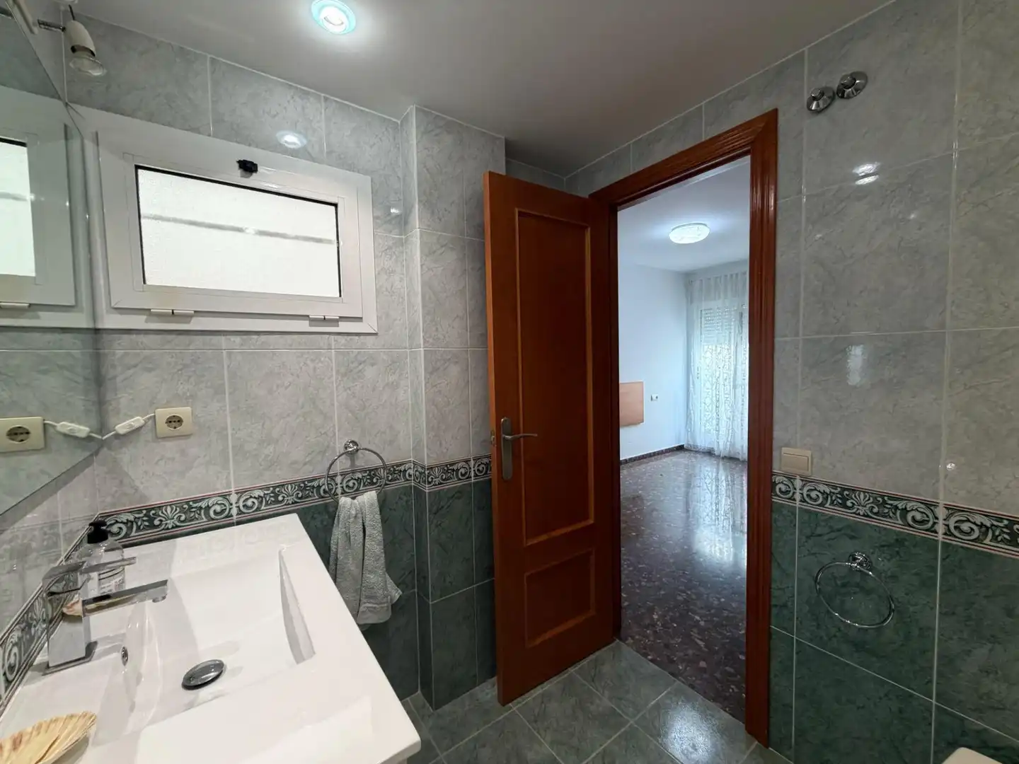 Bany de Apartament de lloguer en Albalat dels Sorells amb Aire condicionat, Calefacció i Terrassa