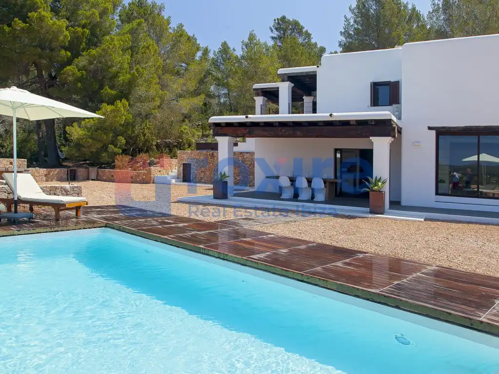 Vista exterior de Casa o chalet de alquiler en Sant Josep de sa Talaia