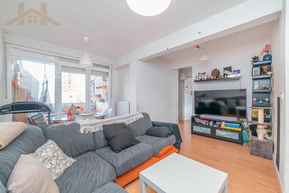 Living room of Flat for sale in Leganés  with Terrace and Storage room