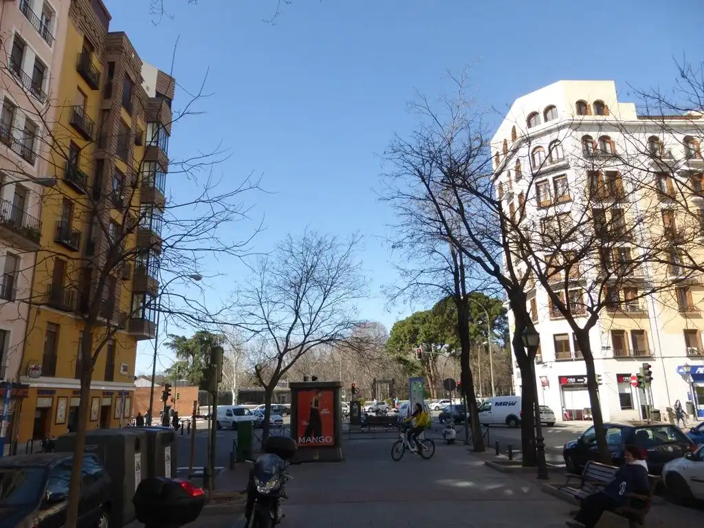 Flat for rent in Calle del Alcalde Sainz de Baranda, 54, Niño Jesús