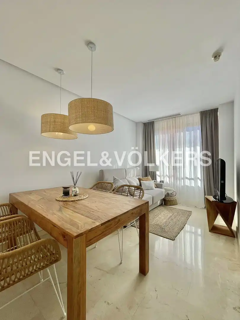 Sala de estar de Piso de alquiler en Madrid con Aire acondicionado, Calefacción y Trastero