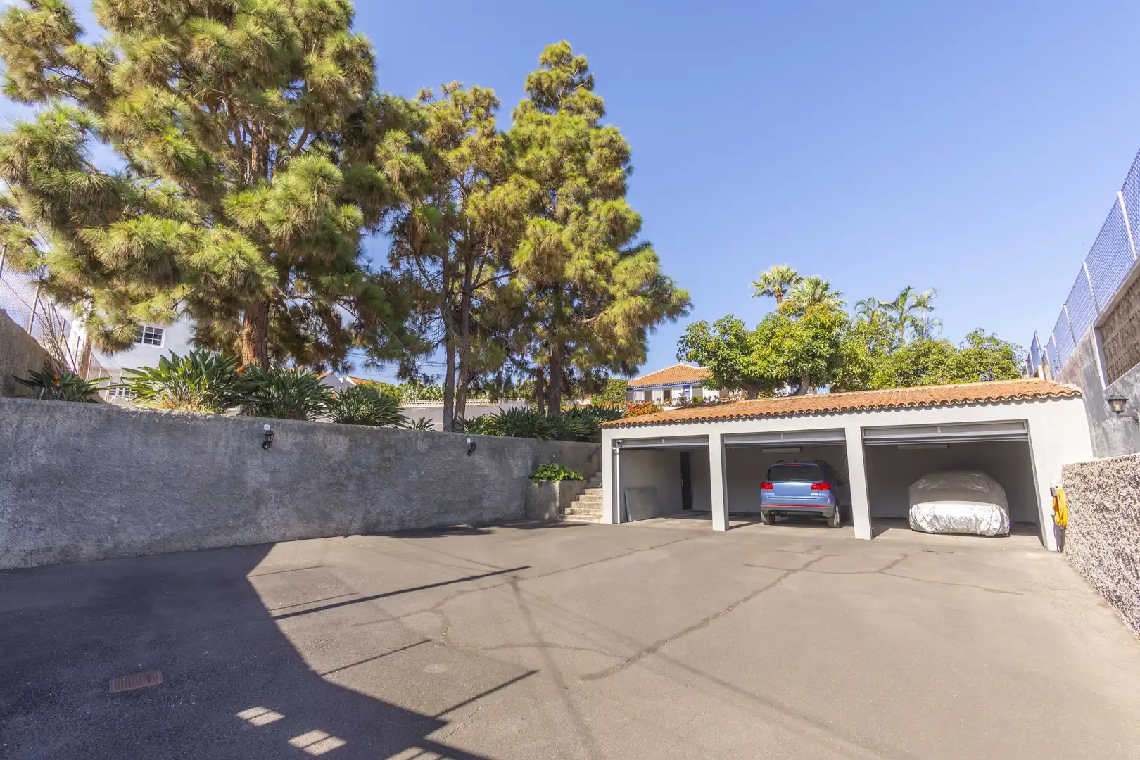Aparcament de Casa o xalet en venda en Puerto de la Cruz amb Jardí privat, Terrassa i Traster