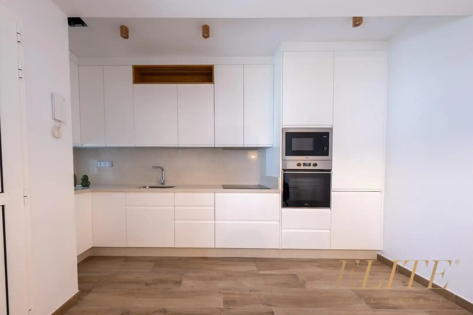 Kitchen of Detached homes for sale in San Bartolomé de Tirajana  with Air Conditioner, Private garden and Terrace