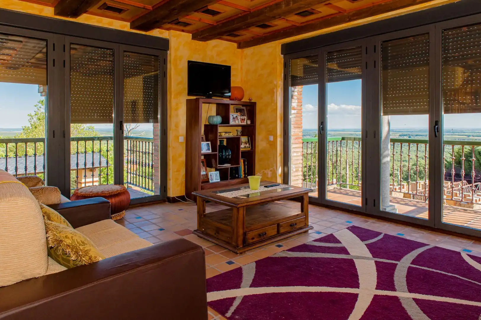 Sala de estar de Casa o chalet en venta en Quintana del Castillo con Calefacción, Jardín privado y Terraza