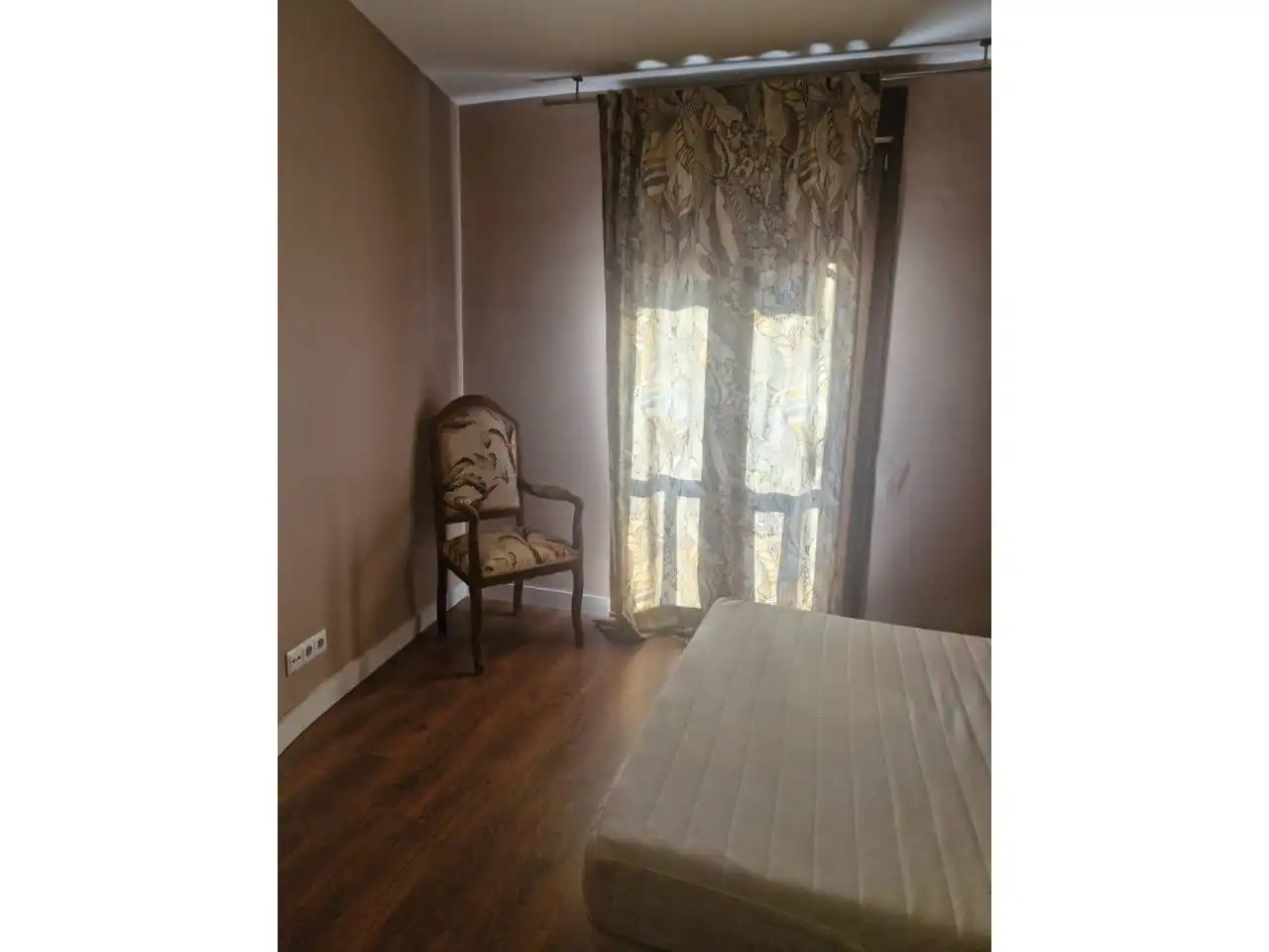 Bedroom of Flat for rent in Toledo  with Air Conditioner, Heating and Furnished