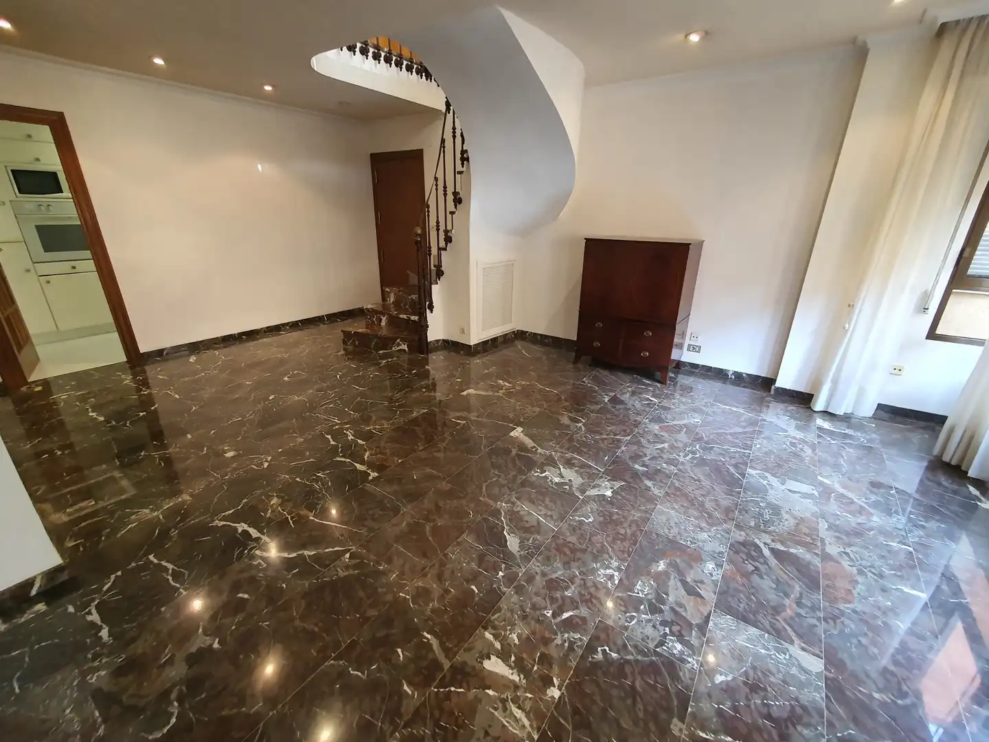 Piso con ascensor en venta en Centro, imagen 2