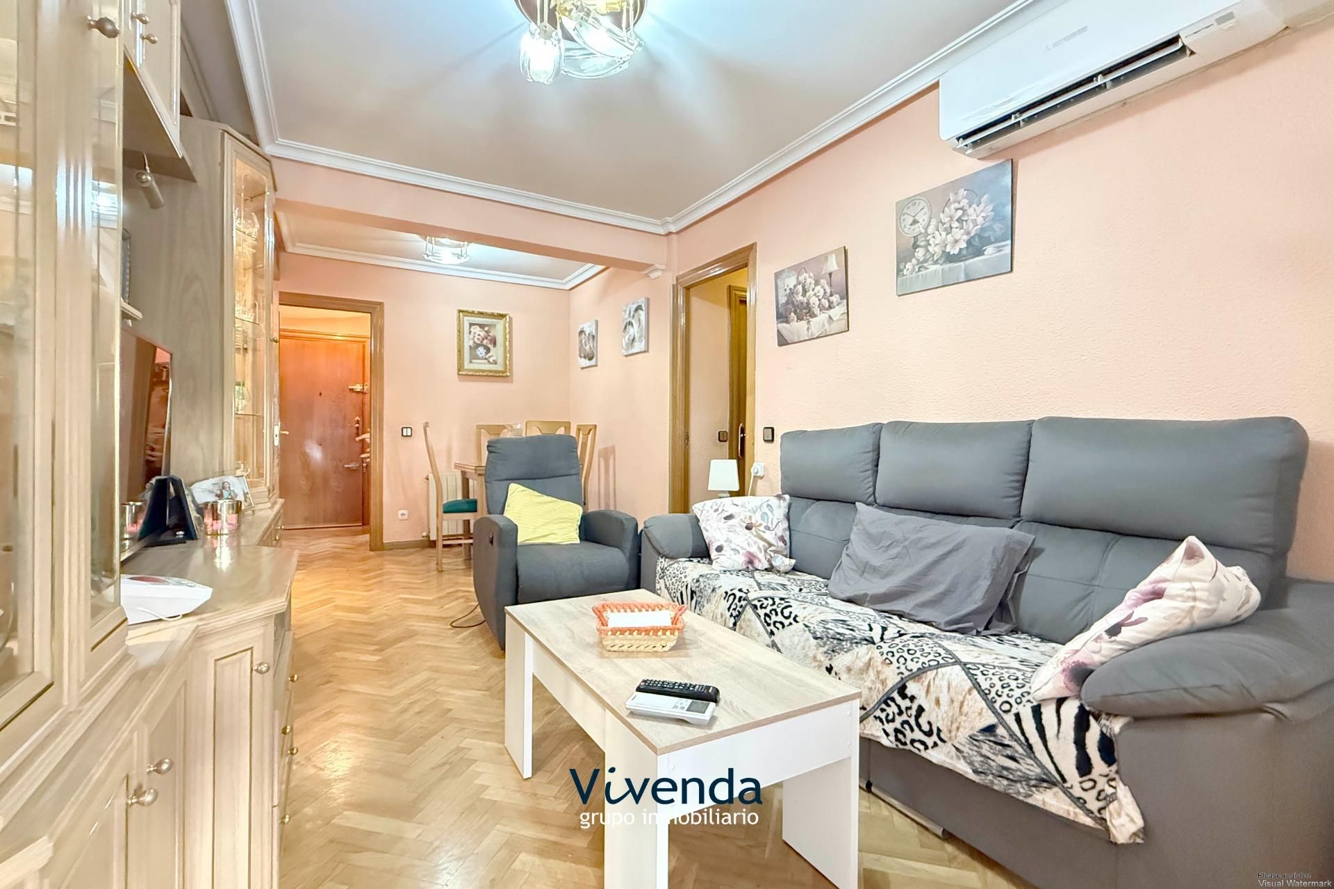 Bedroom of Flat for sale in Móstoles  with Air Conditioner, Heating and Parquet flooring