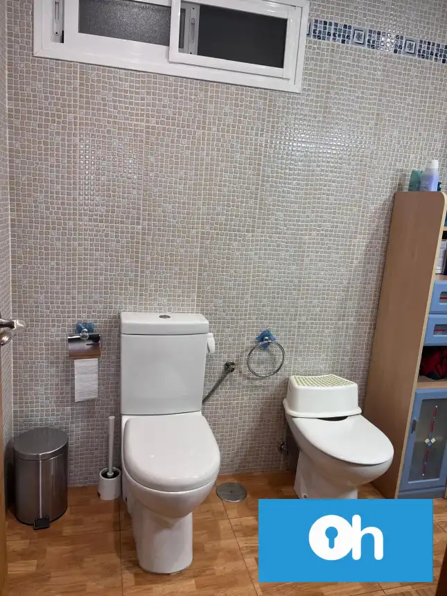 Baño de Piso en venta en San Juan del Puerto con Aire acondicionado, Trastero y Amueblado