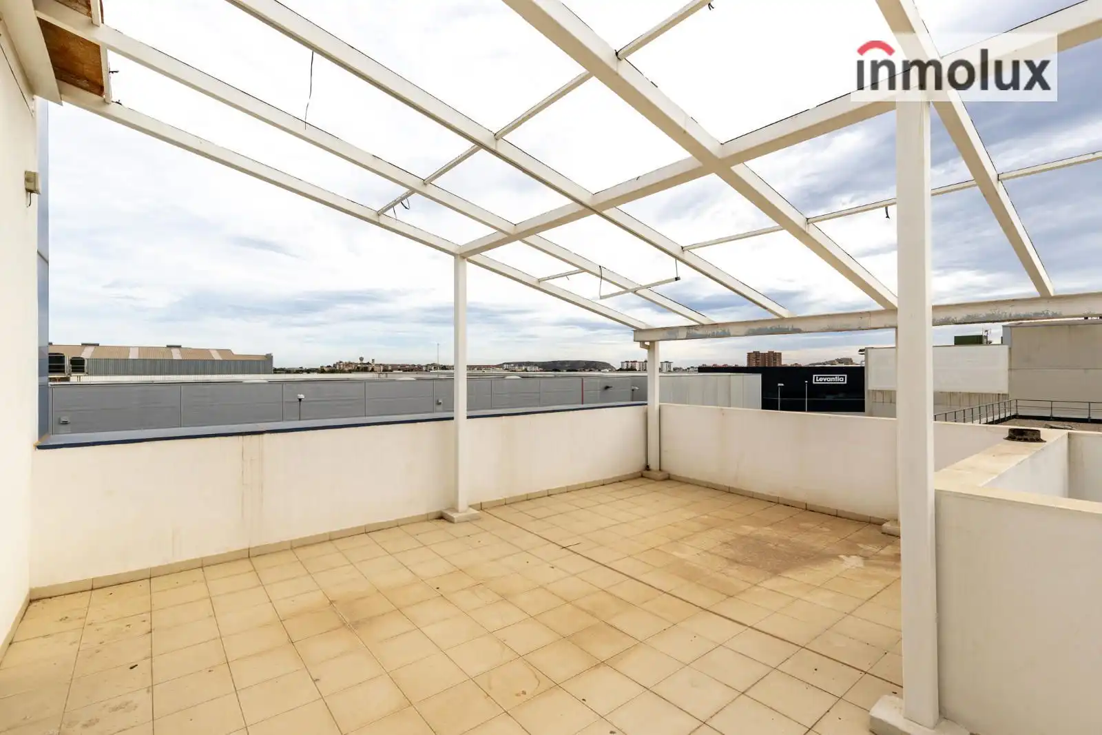 Terraza de Nave industrial de alquiler en Alicante / Alacant