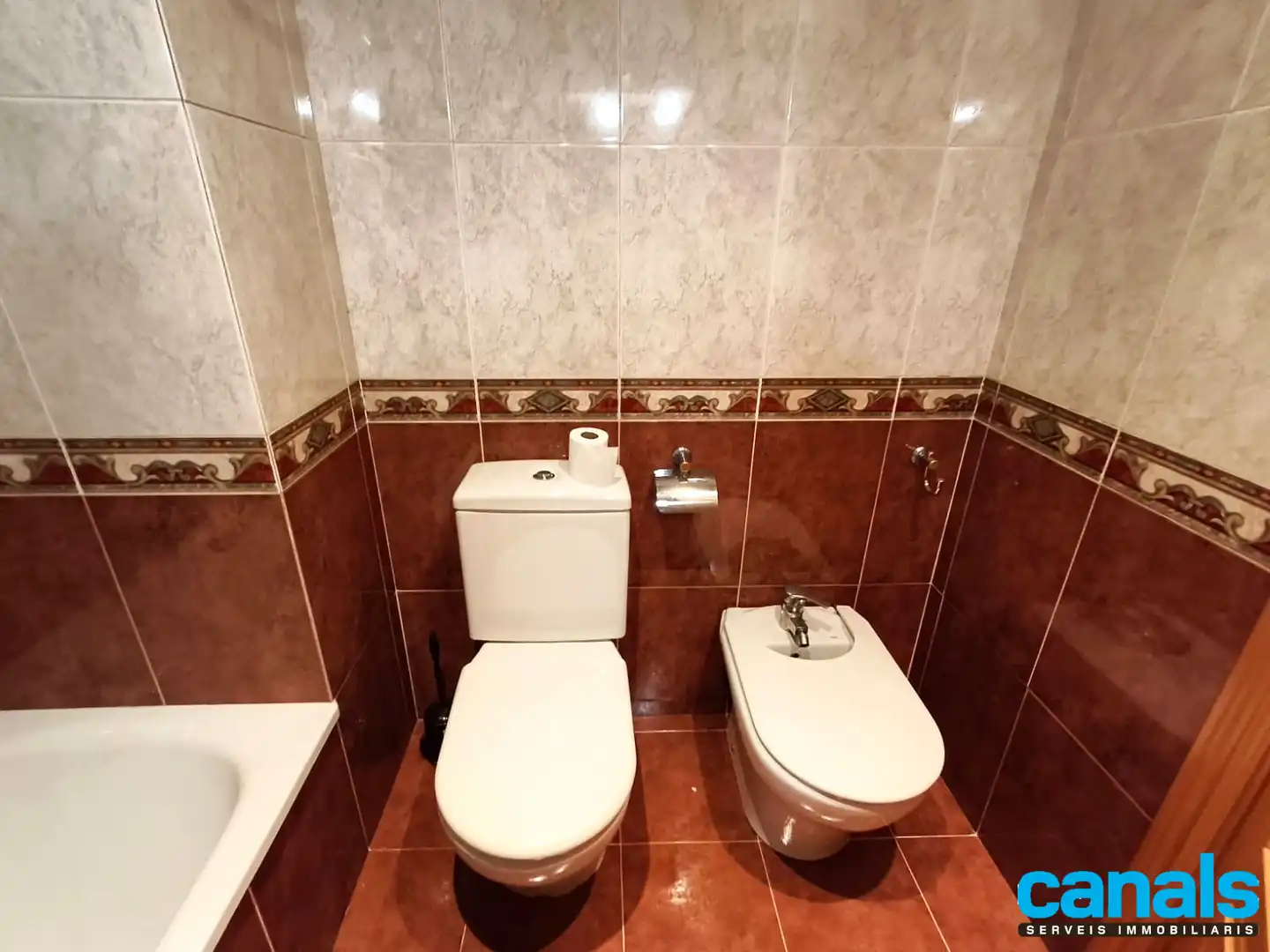 Baño de Piso en venta en Cerdanyola del Vallès con Aire acondicionado, Calefacción y Parquet