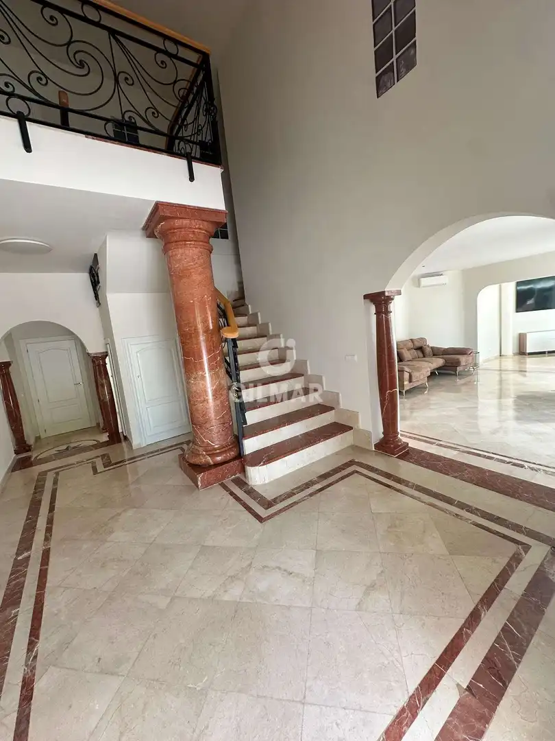 Casa o xalet en venda en Estepona amb Jardí privat i Piscina