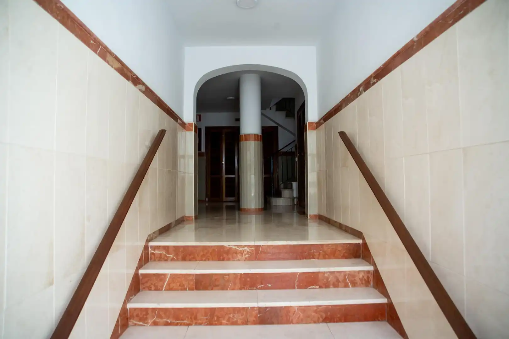 Piso en venta en Camas con Balcón