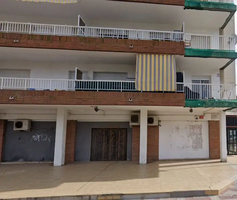 Local comercial en venda a C/ Menorca