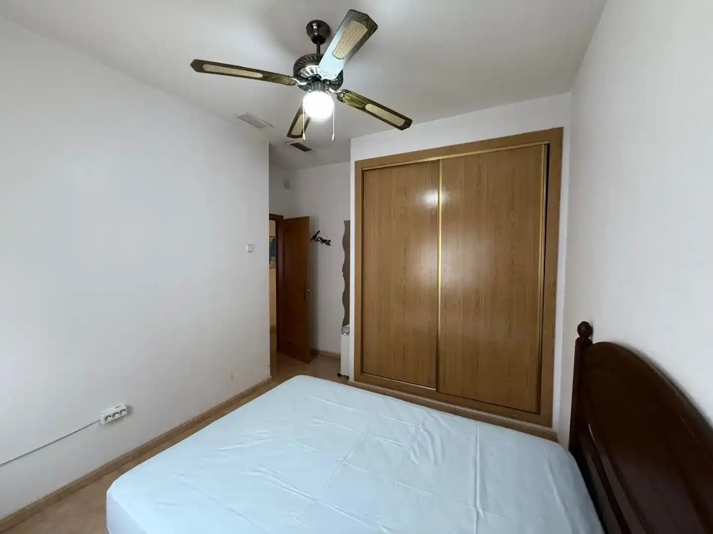 Dormitori de Casa o xalet en venda en Catral amb Aire condicionat i Piscina
