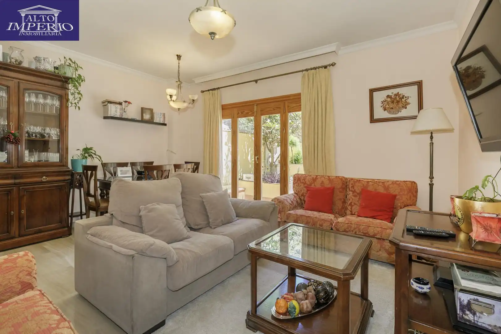 Adosado con jardín en venta en Cuarto Real de Santo Domingo