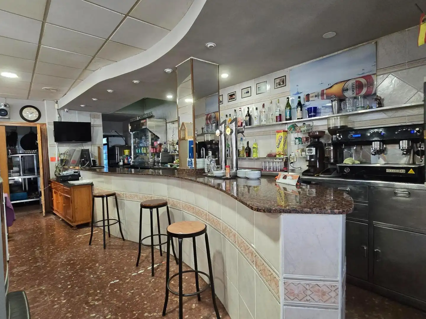 Commercial properties for sale in Tavernes de la Valldigna  with Furnished