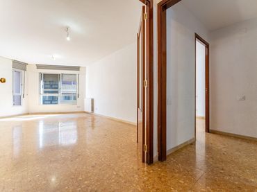 Pis amb ascensor en venda a HIGINI ANGLES