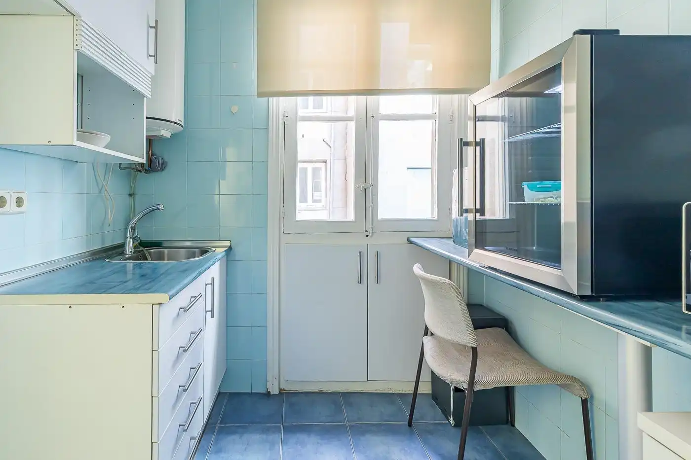 Kitchen of Office for rent in Madrid  with Heating