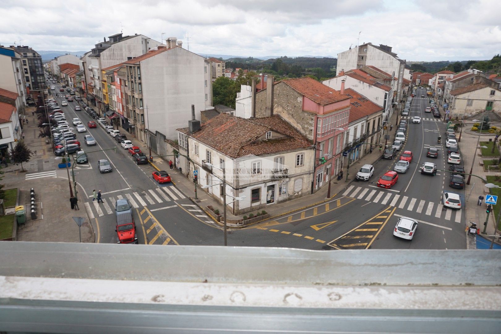 Vista exterior de Dúplex en venda en Melide amb Calefacció