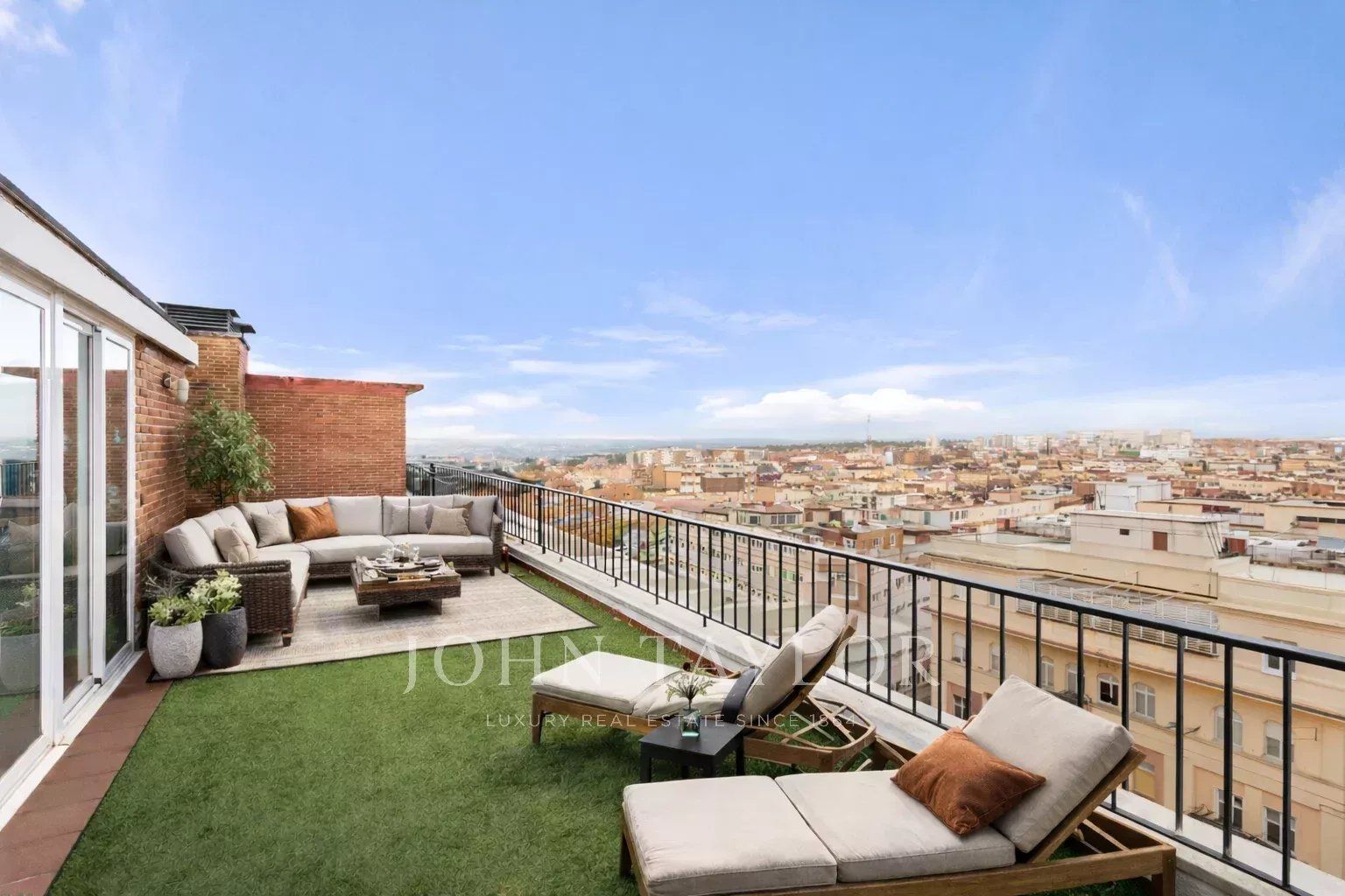 Terrassa de Àtic de lloguer en  Madrid Capital amb Aire condicionat, Calefacció i Terrassa