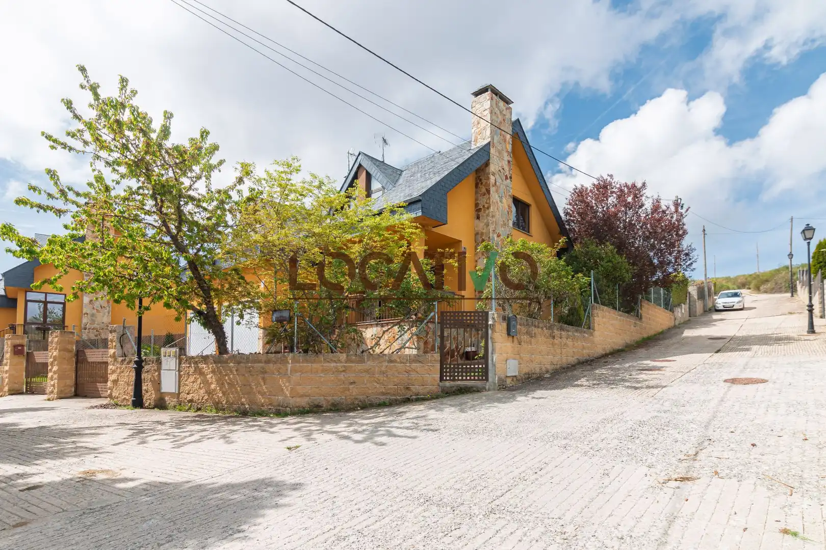 Haus zum Verkauf in Santa María de la Alameda