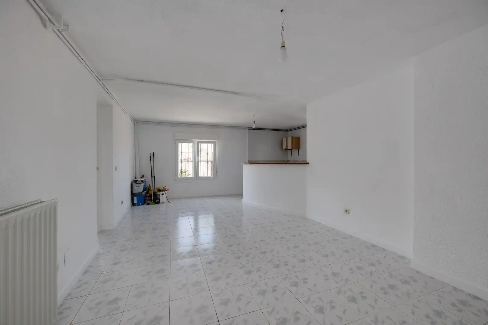 Casa aparellada amb terrassa en venda a Zona Carrefour - Urbanizaciones, imagen 20
