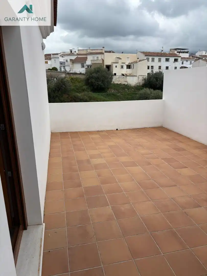 Terrasse von Wohnung zur Miete in Riogordo mit Terrasse und Möbliert