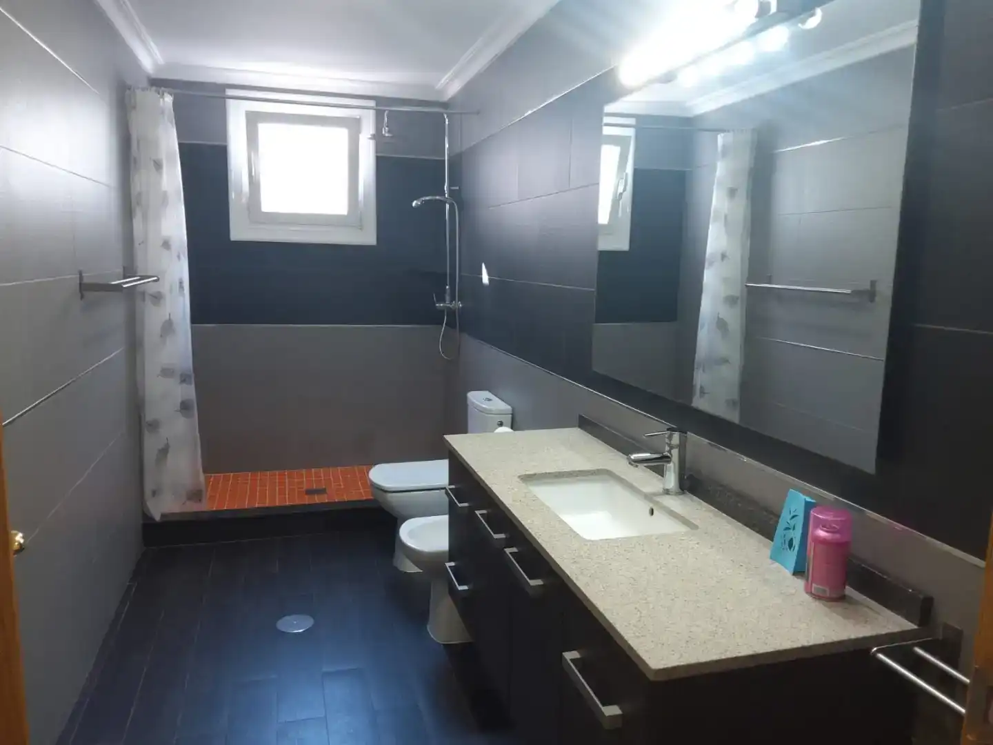 Baño de Ático de alquiler en Petrer con Aire acondicionado, Amueblado y Horno