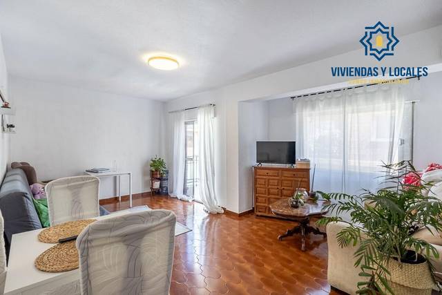 Piso en Venta en Angustias - Chana - Encina