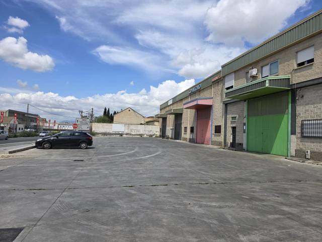 Nave industrial en Venta en Atarfe